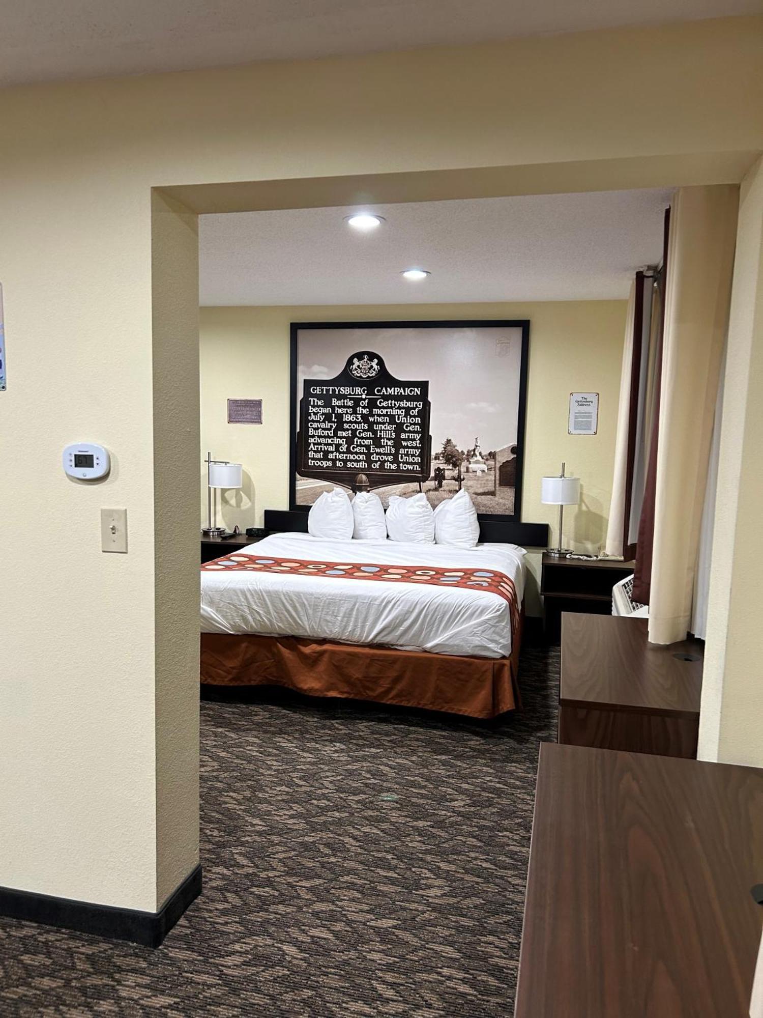 Super 8 By Wyndham Gettysburg Hotel Bagian luar foto