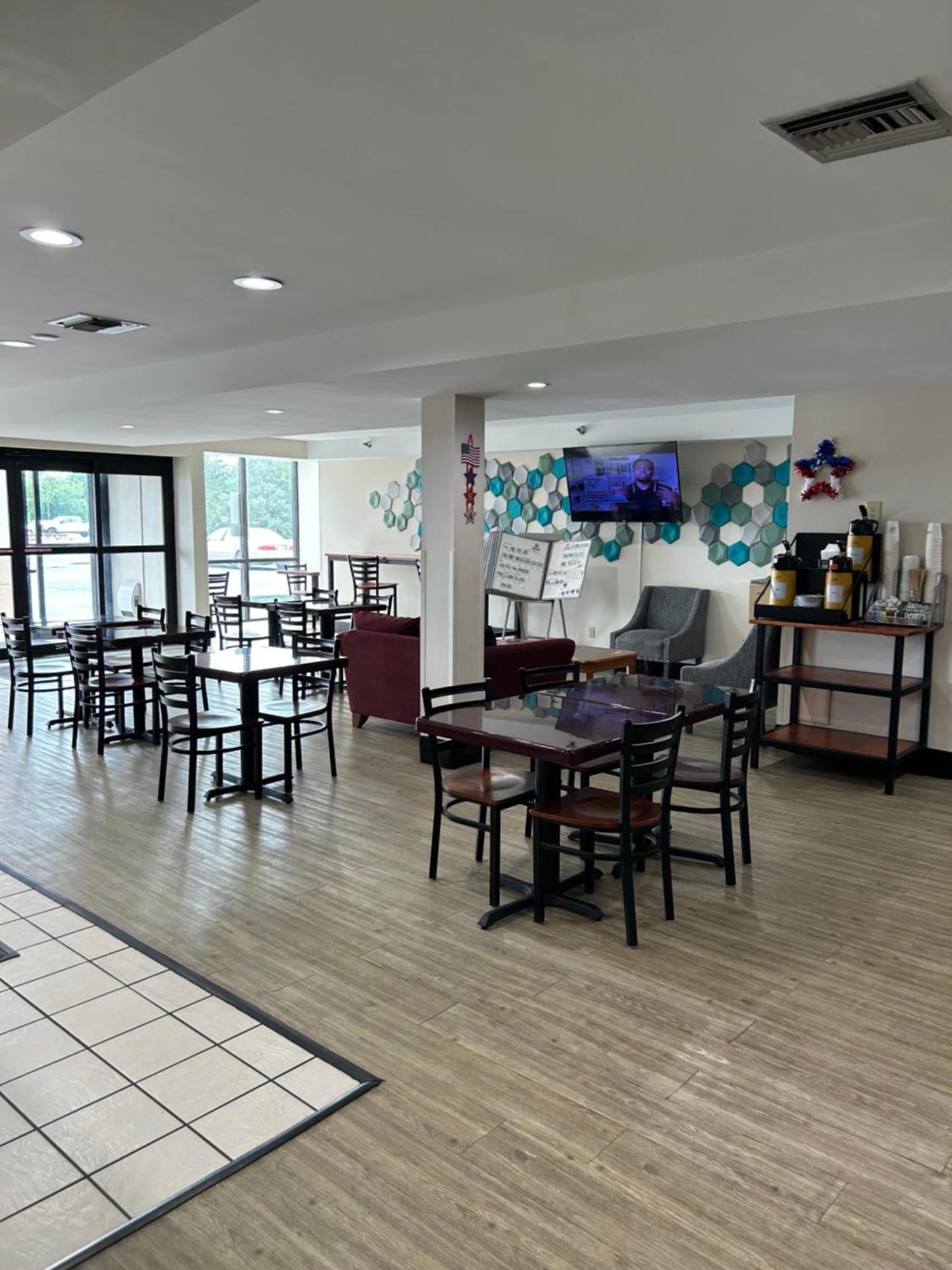 Super 8 By Wyndham Gettysburg Hotel Bagian luar foto